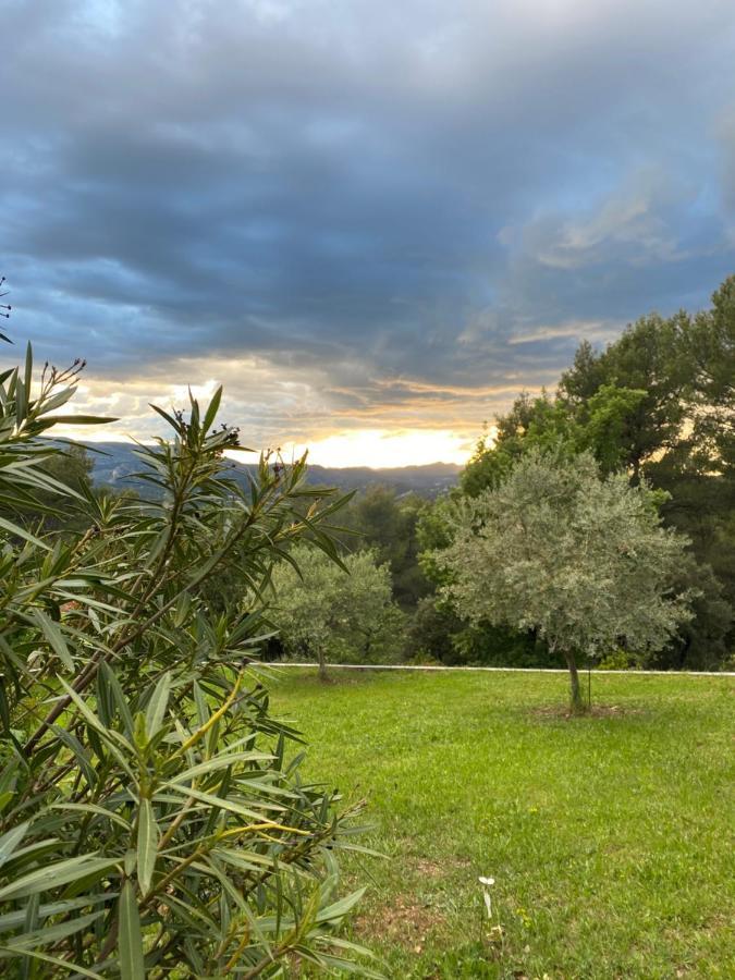 Auriol La Maison Perchee מראה חיצוני תמונה